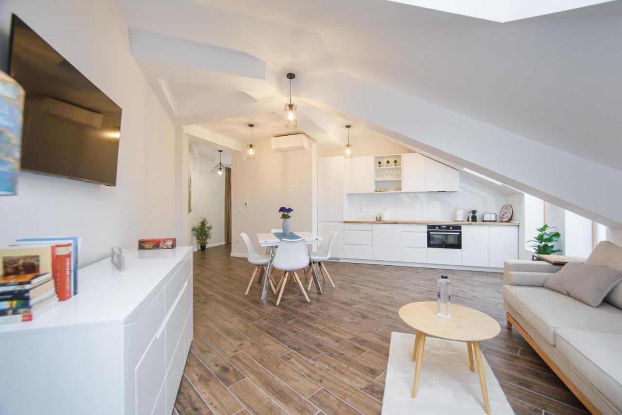 Skylight Loft Near City Center Oradea Zewnętrze zdjęcie